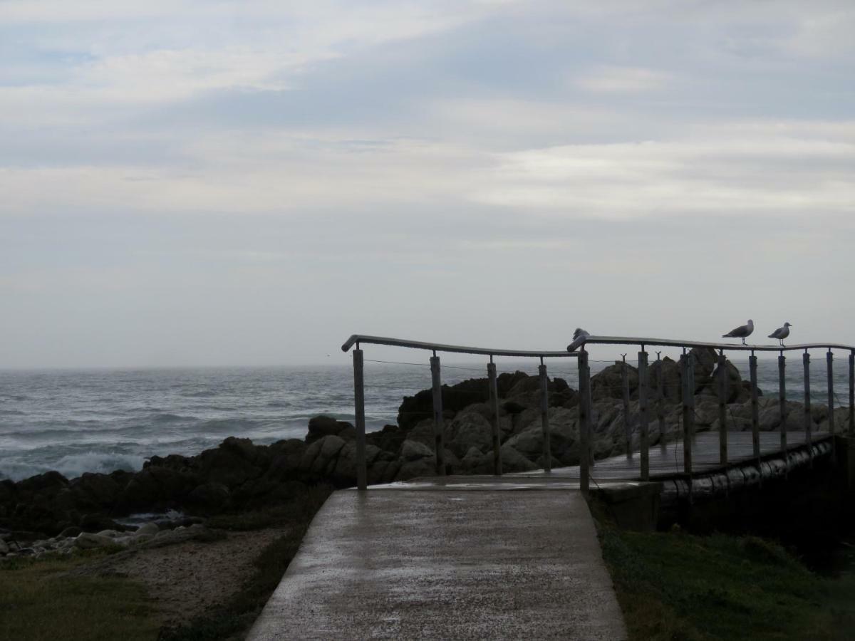 Troon Beach Cottage Hermanus Exterior photo